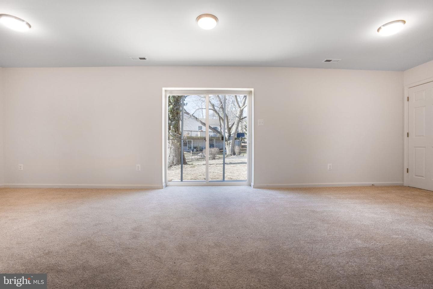 2939 Summit Avenue photo 9
