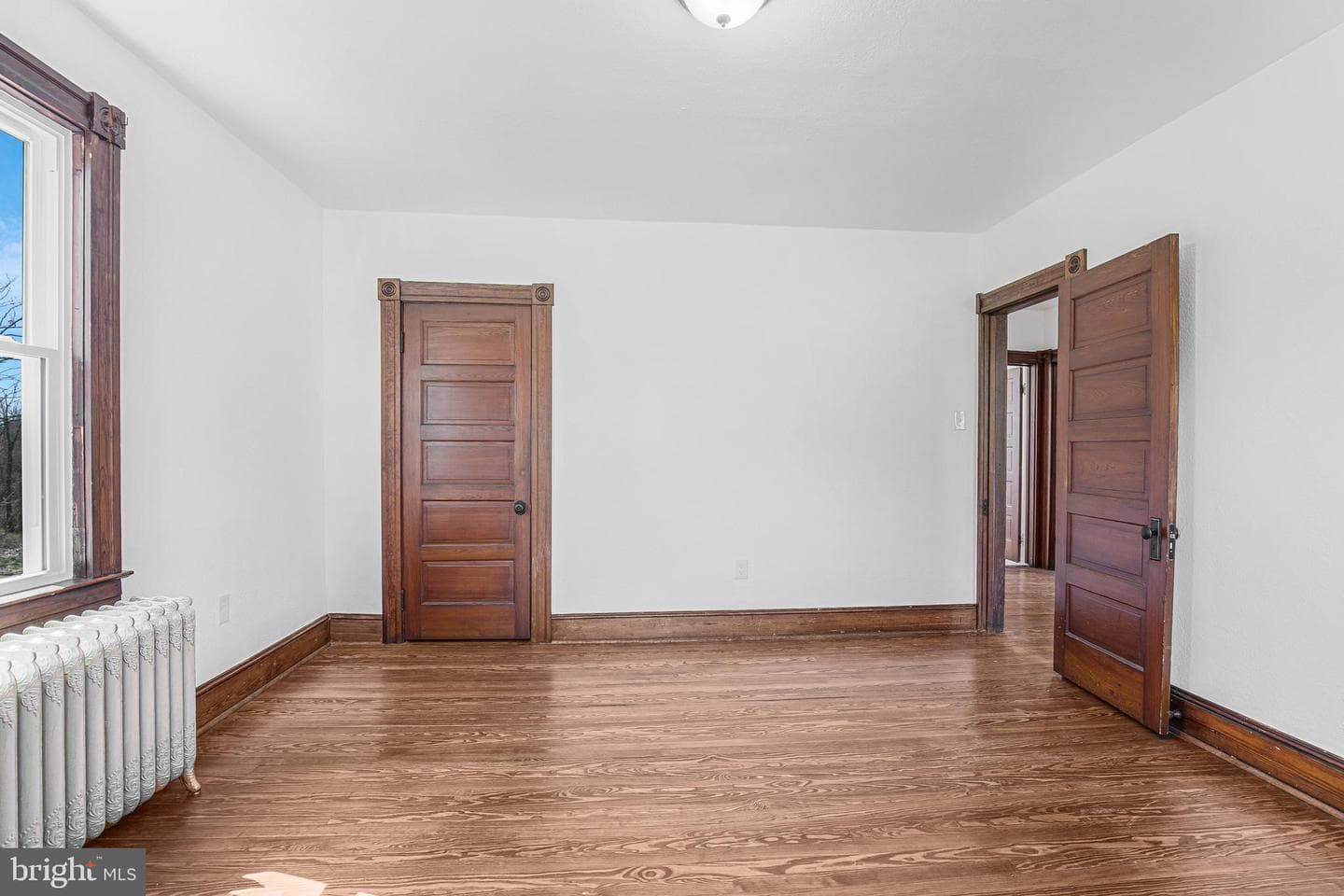 106 Maple Avenue photo 22