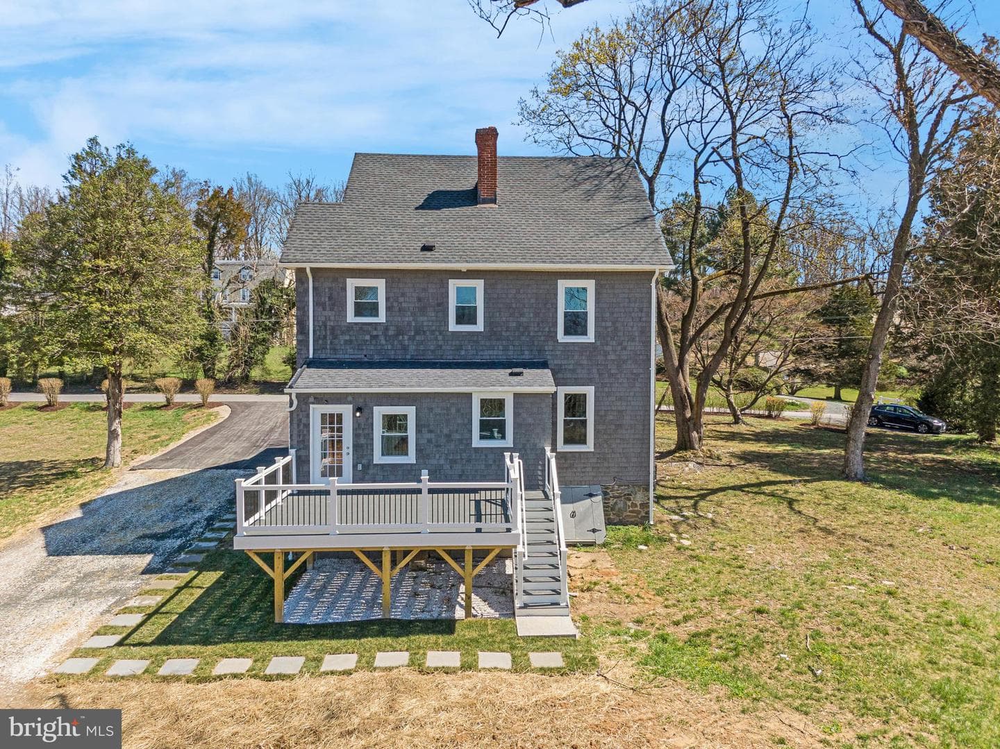 106 Maple Avenue photo 27