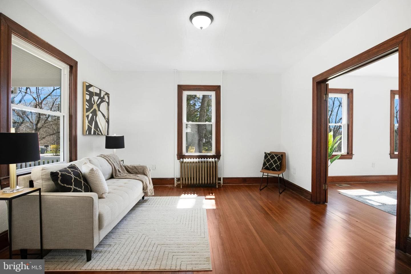 106 Maple Avenue photo 4