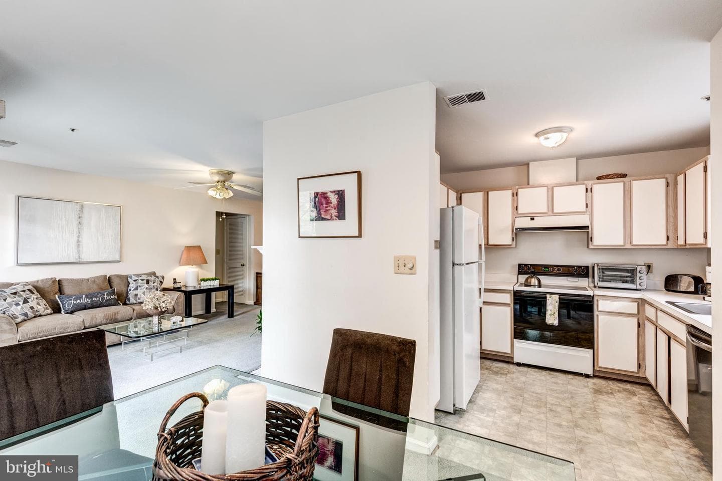 4405 Silverbrook Lane #102 photo 13