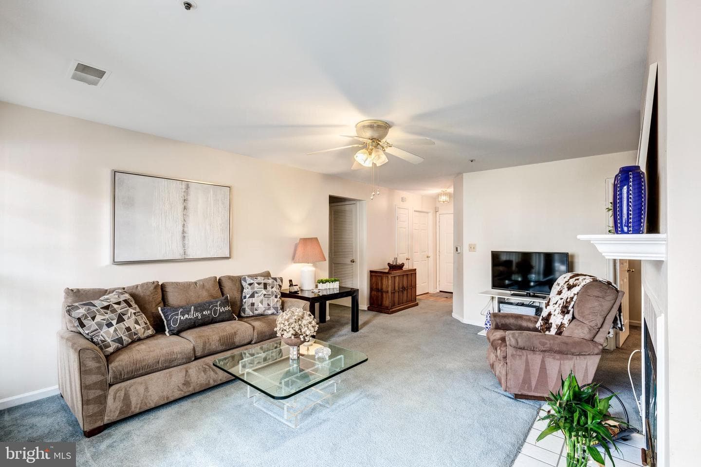4405 Silverbrook Lane #102 photo 8