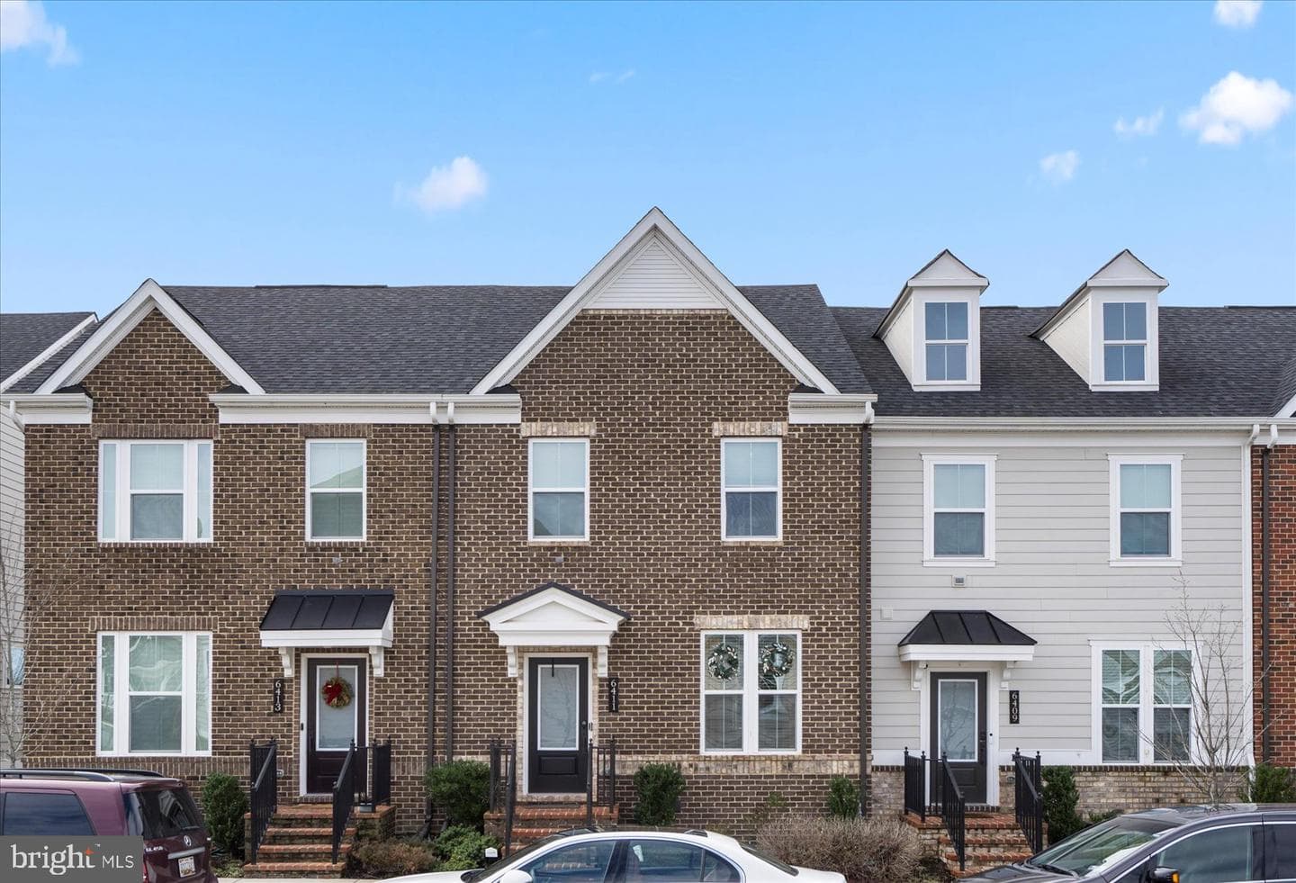 6411 Chessington Street photo 1