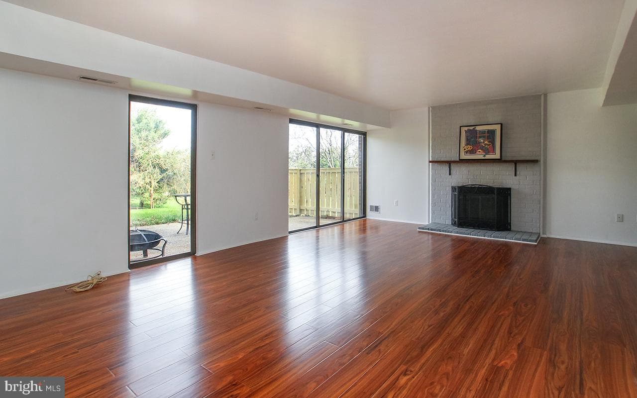 21 Wimpole Court #f photo 11