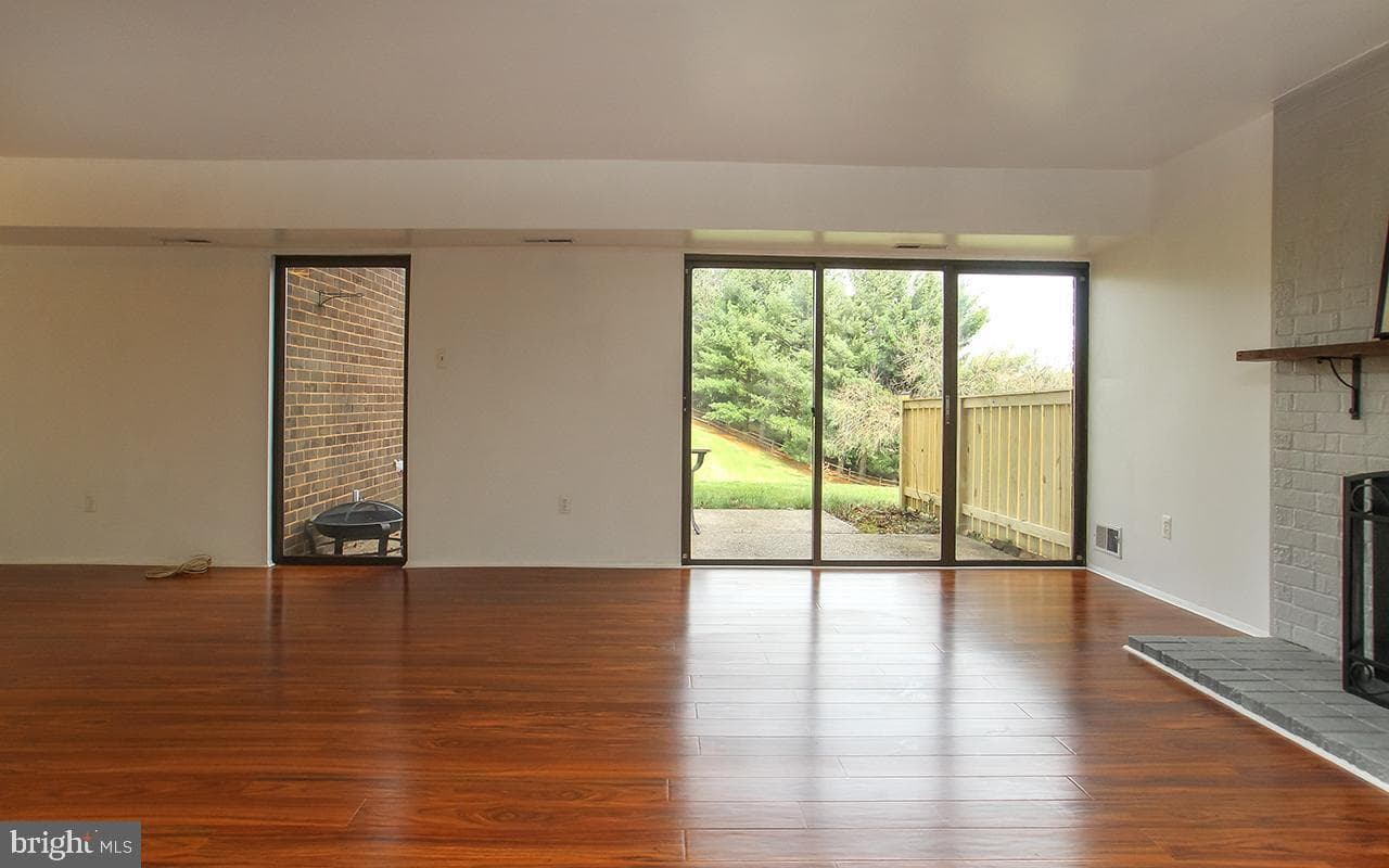 21 Wimpole Court #f photo 7