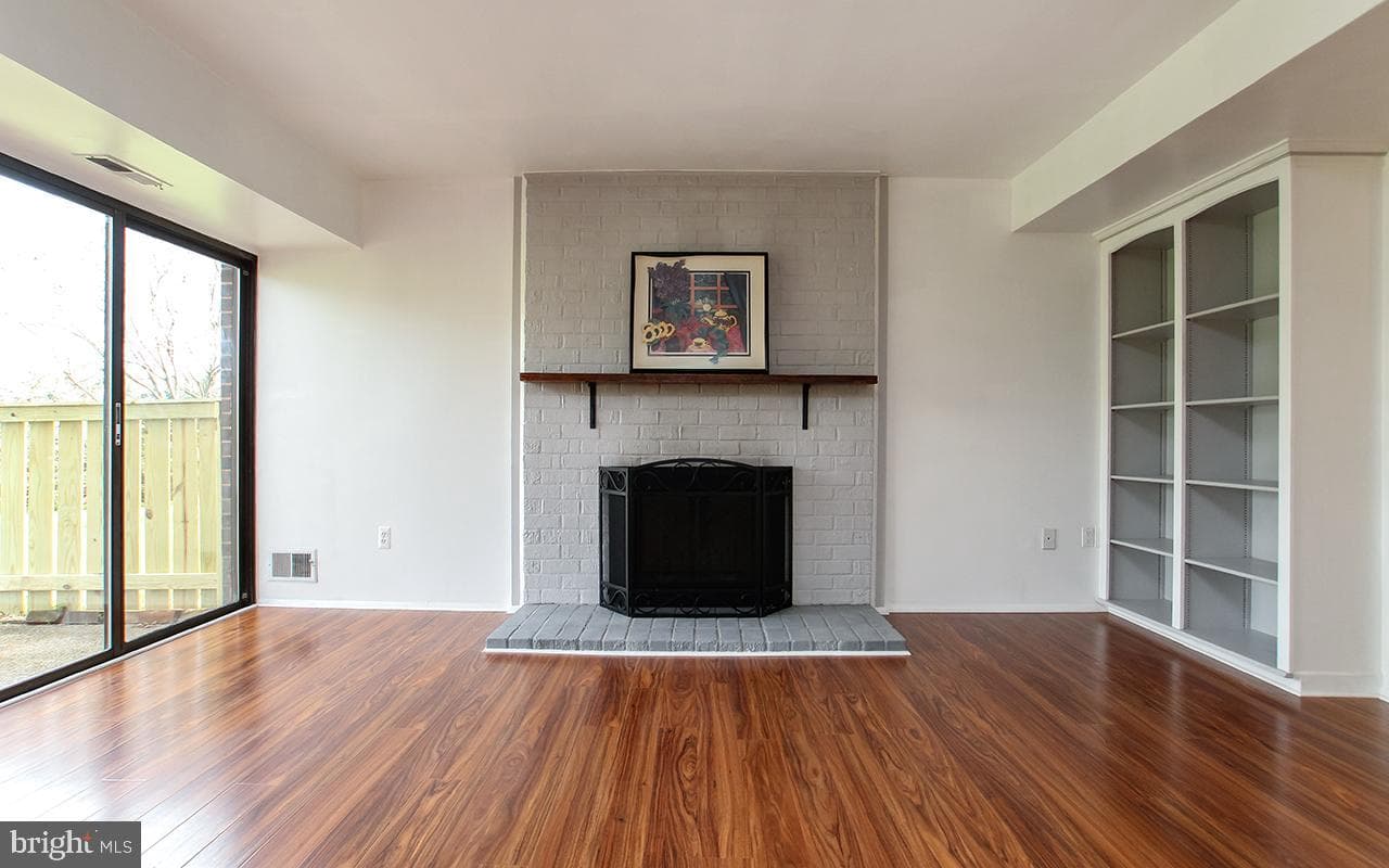 21 Wimpole Court #f photo 8