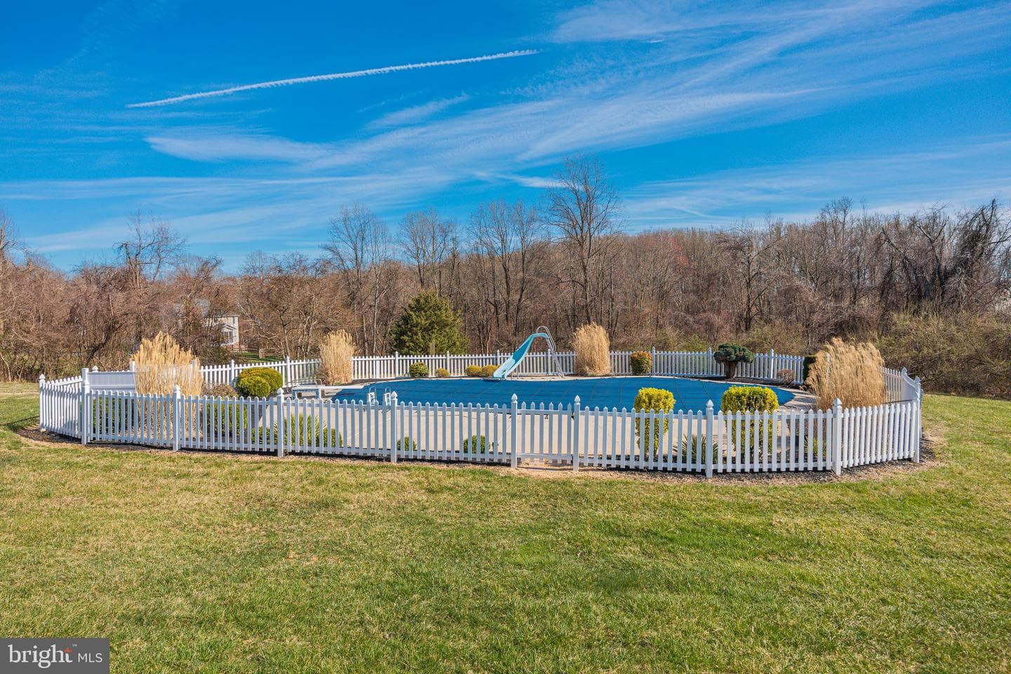 13513 Devonfield Drive photo 24