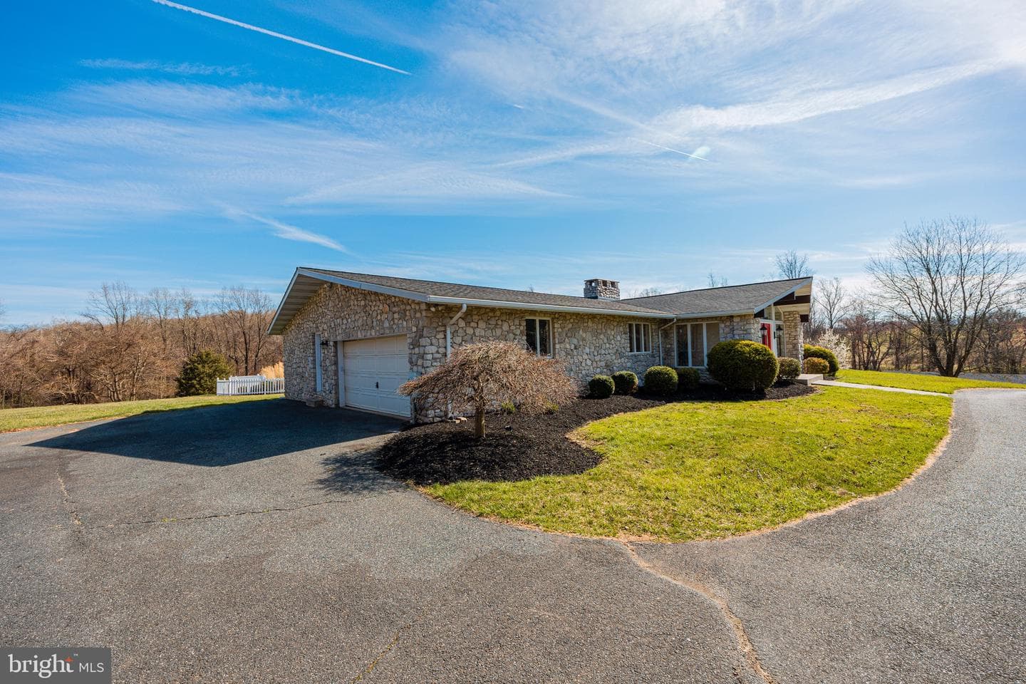 13513 Devonfield Drive photo 7