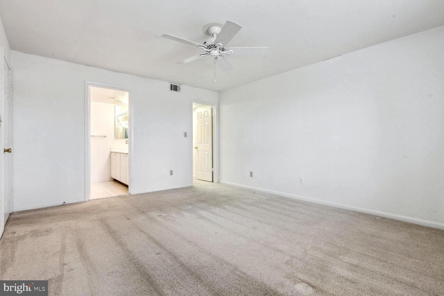 114 Castletown Road #301 photo 10