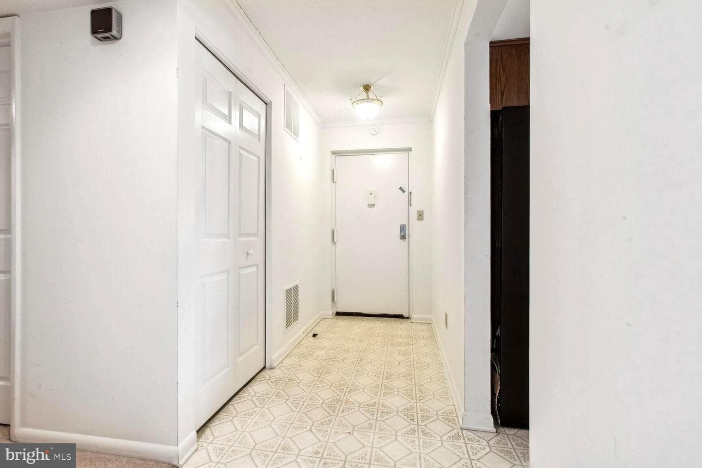 114 Castletown Road #301 photo 3
