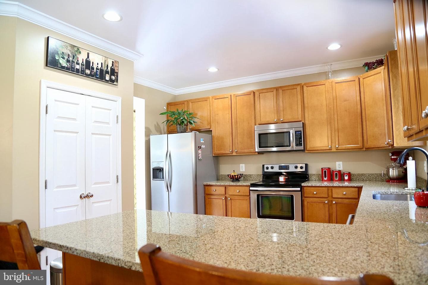 208 Vale Crest Court photo 14