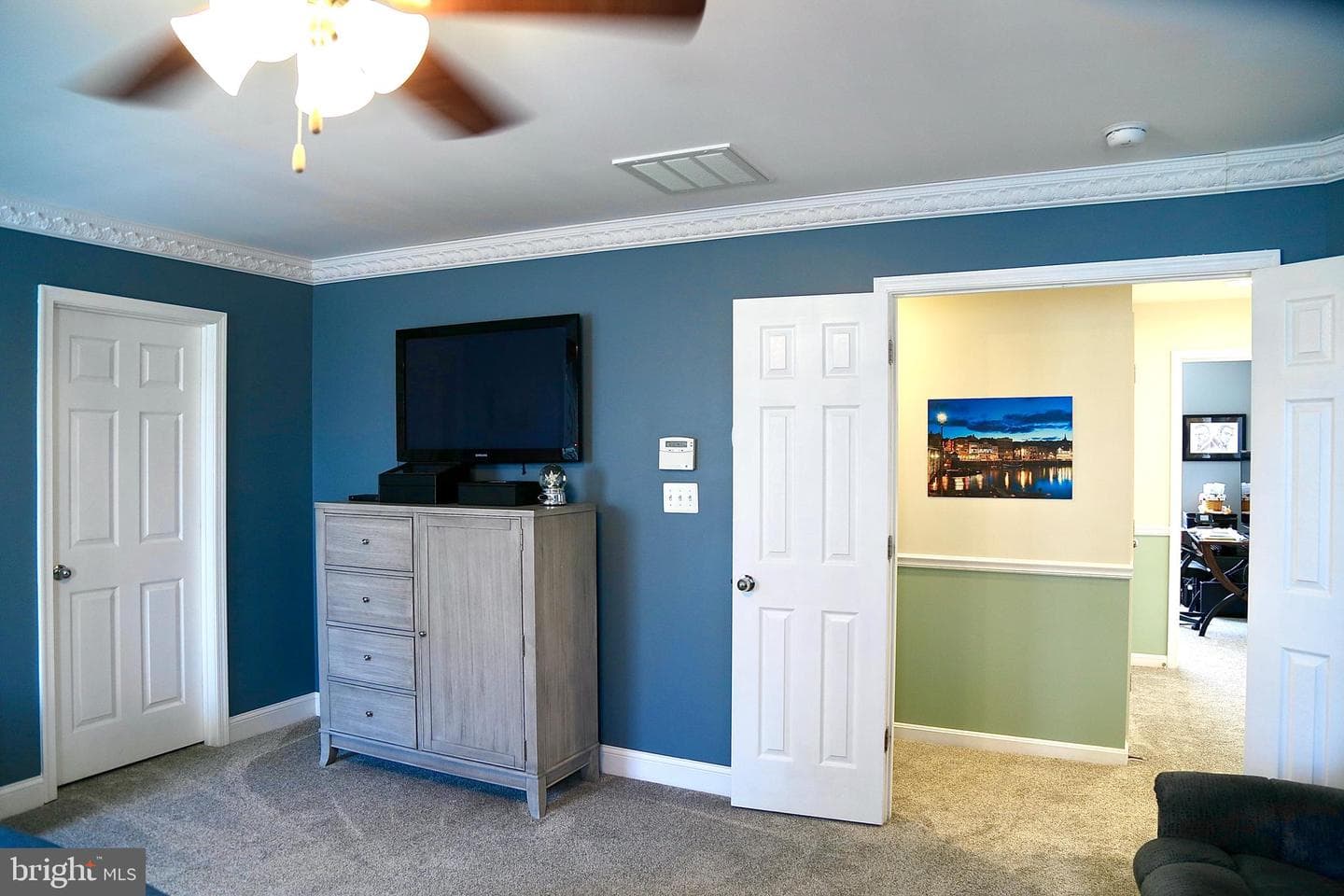 208 Vale Crest Court photo 24