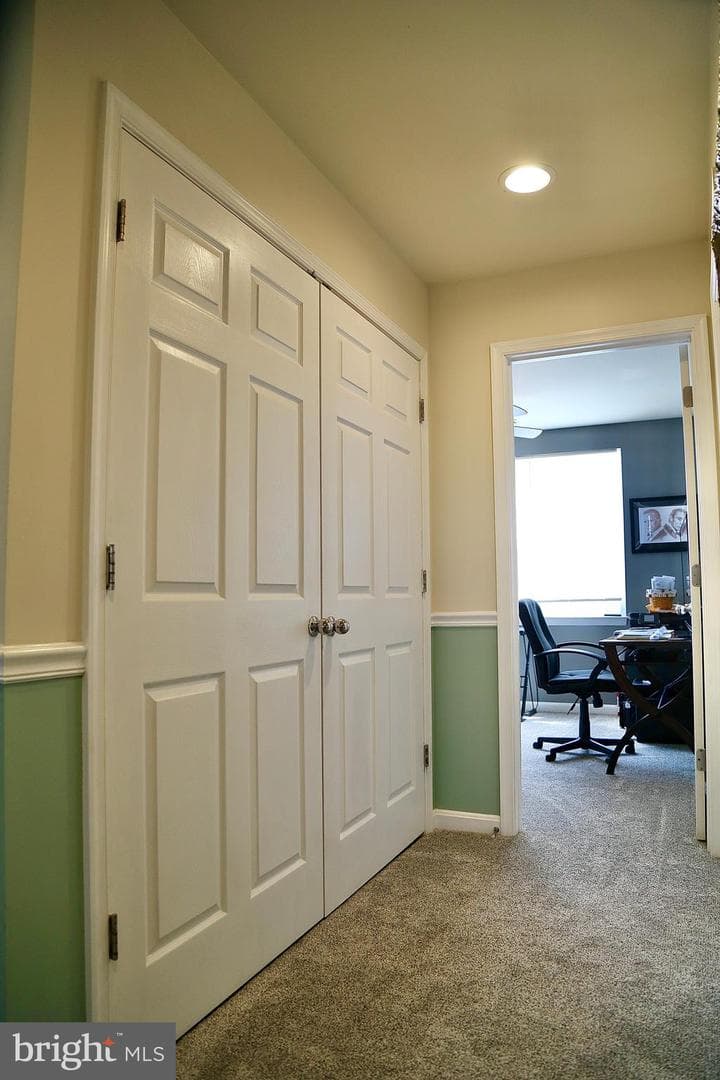 208 Vale Crest Court photo 28