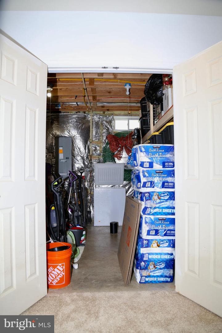 208 Vale Crest Court photo 44