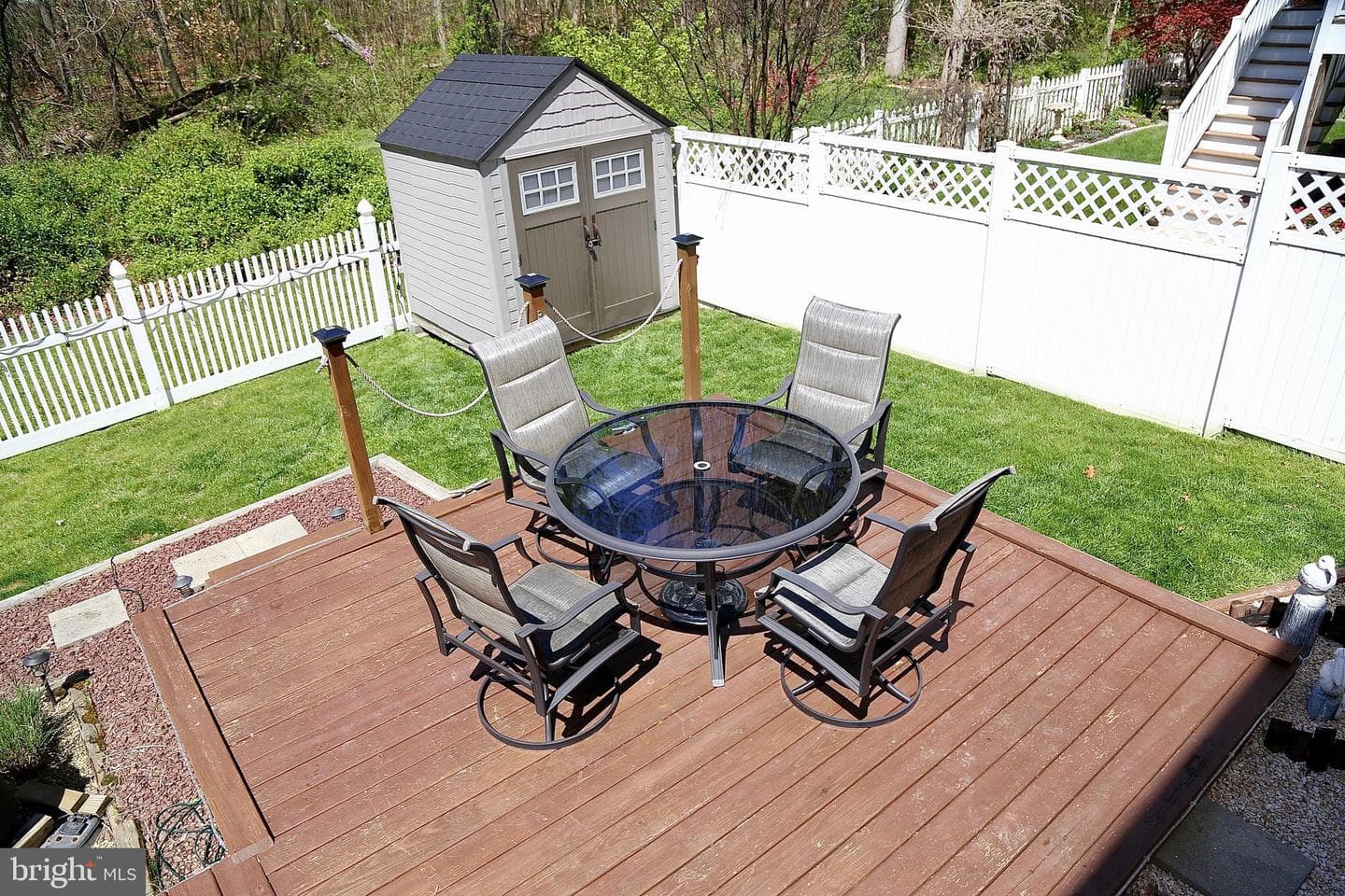 208 Vale Crest Court photo 52