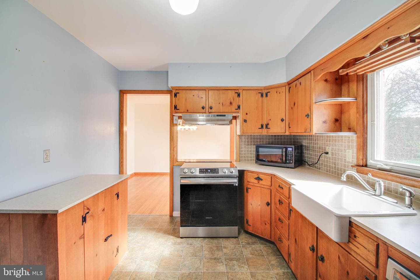 15753 Dover Road photo 22