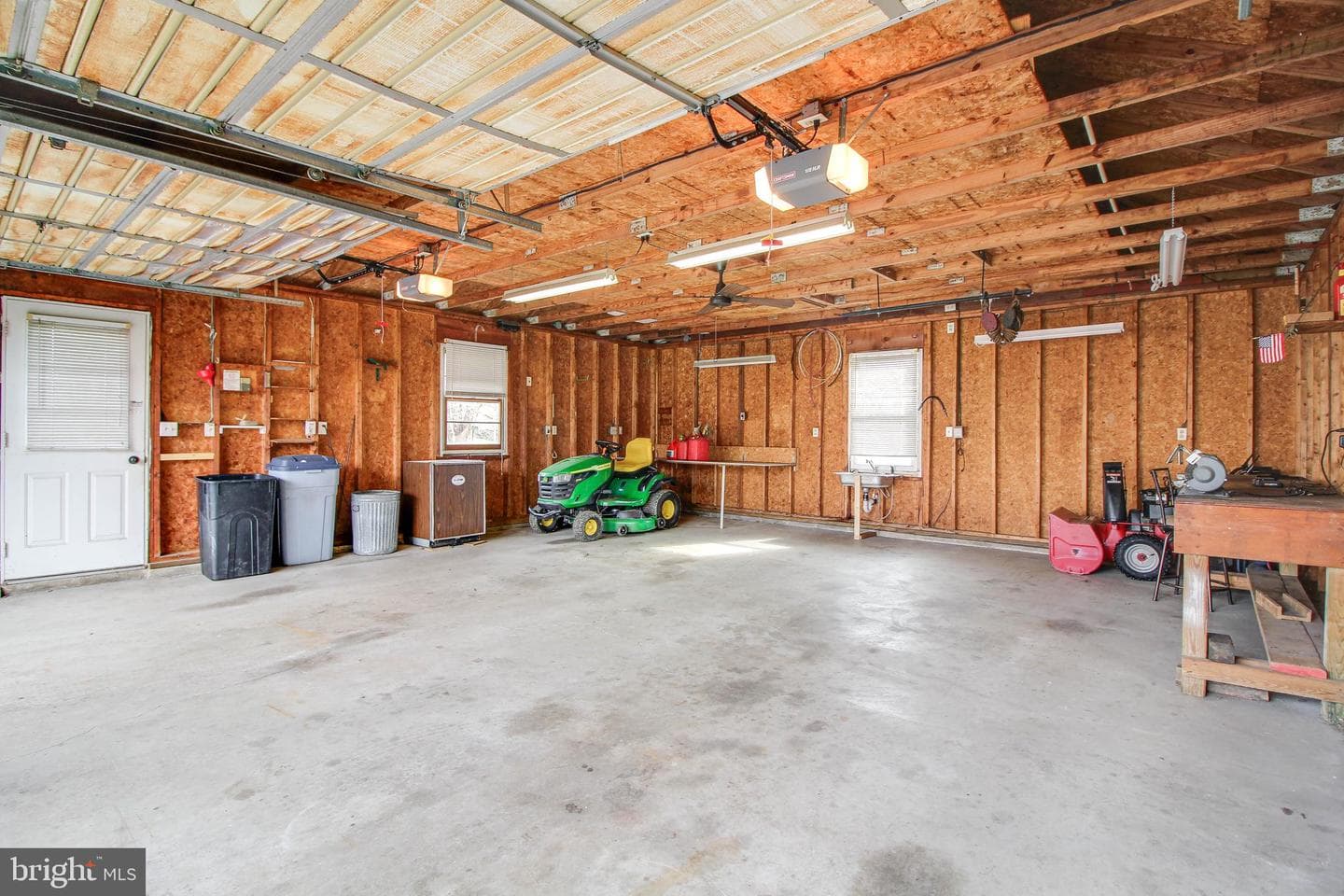 15753 Dover Road photo 52