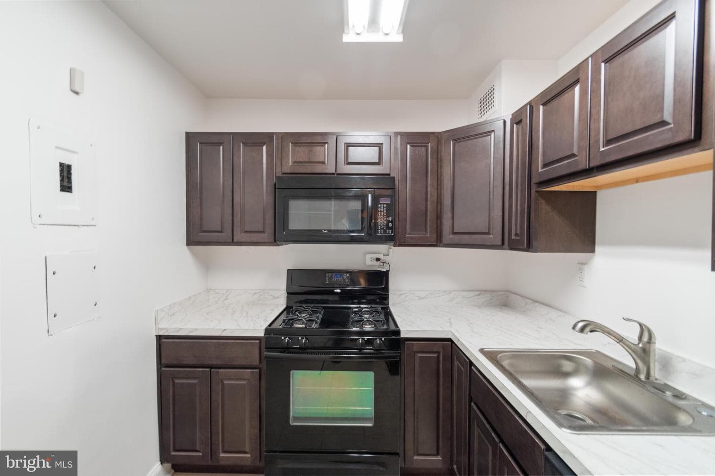130 Slade Avenue #109 photo 10