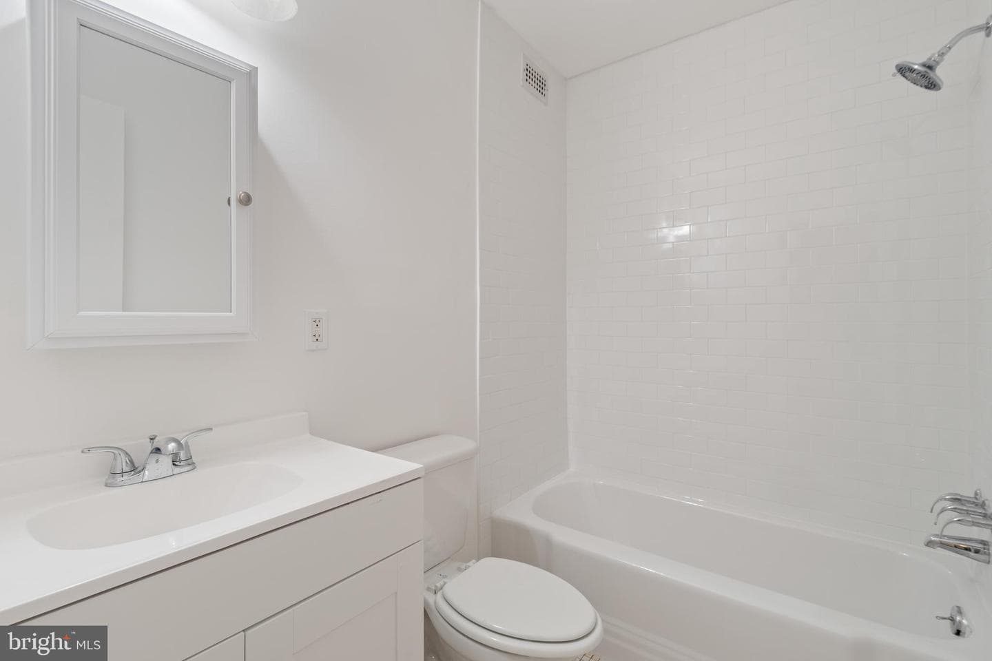 130 Slade Avenue #109 photo 13
