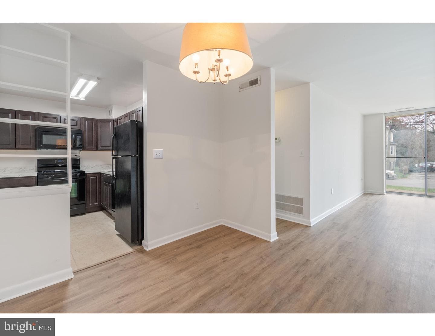 130 Slade Avenue #109 photo 9