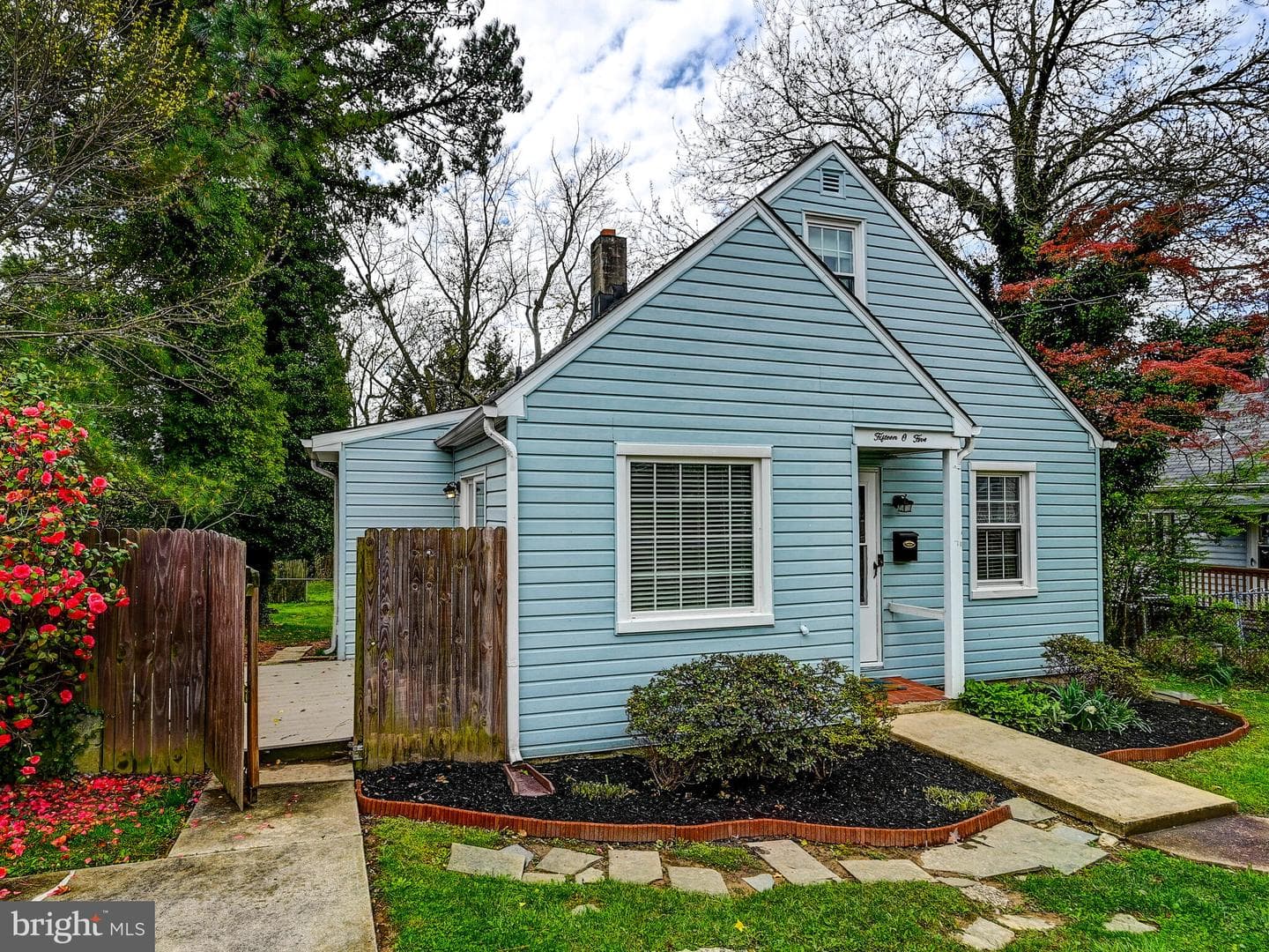 1505 Taylor Avenue photo 2