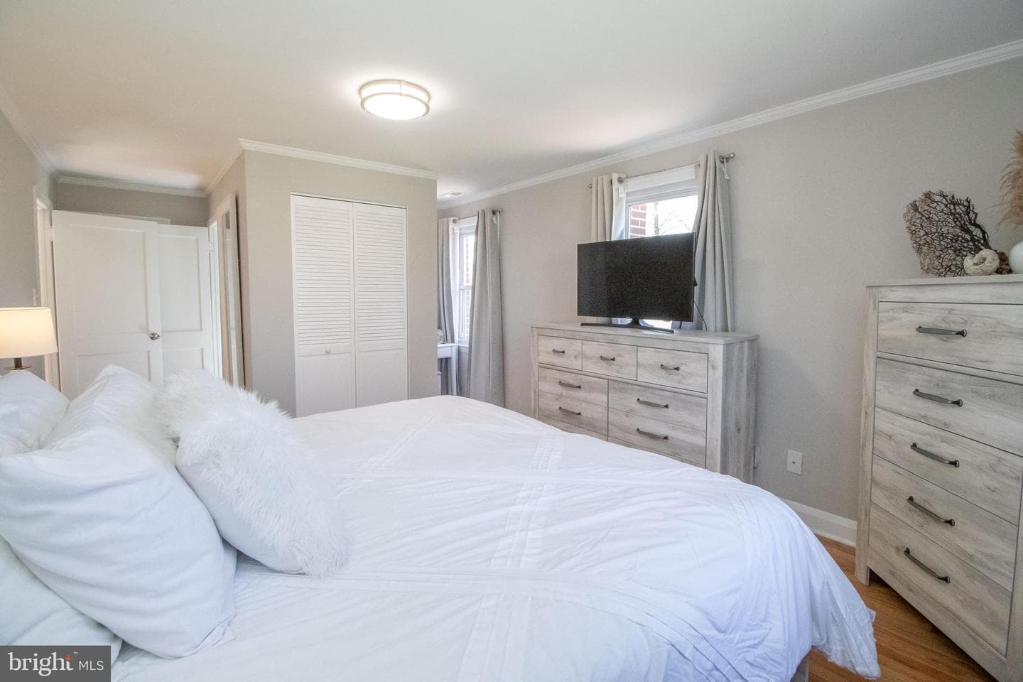 221 Edridge Way photo 13