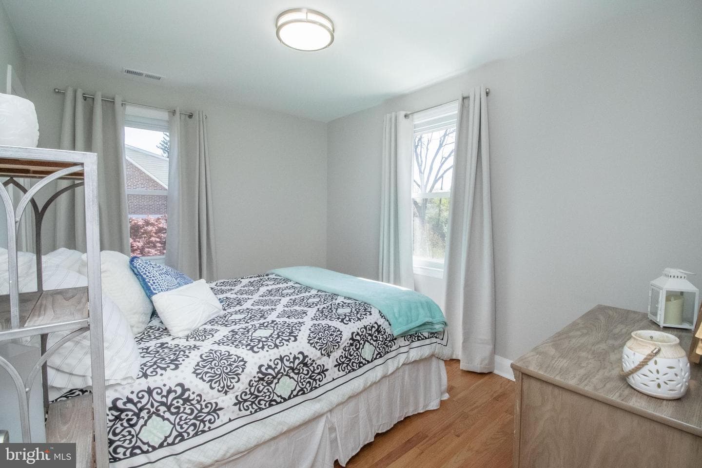 221 Edridge Way photo 17