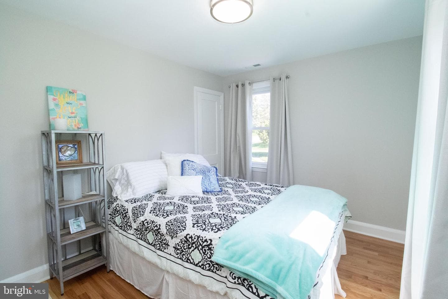 221 Edridge Way photo 18