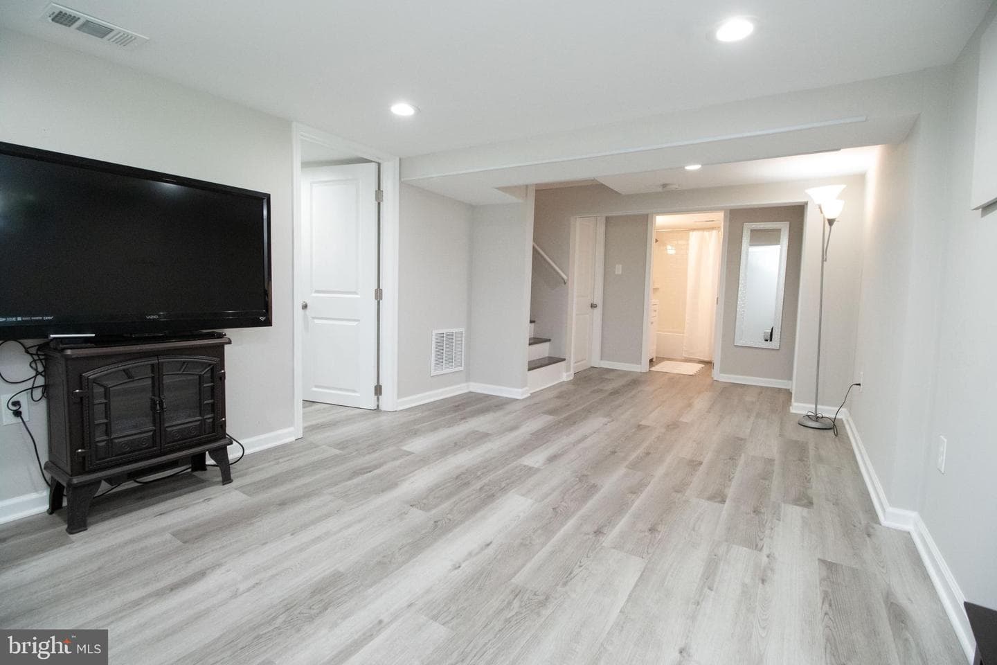 221 Edridge Way photo 28