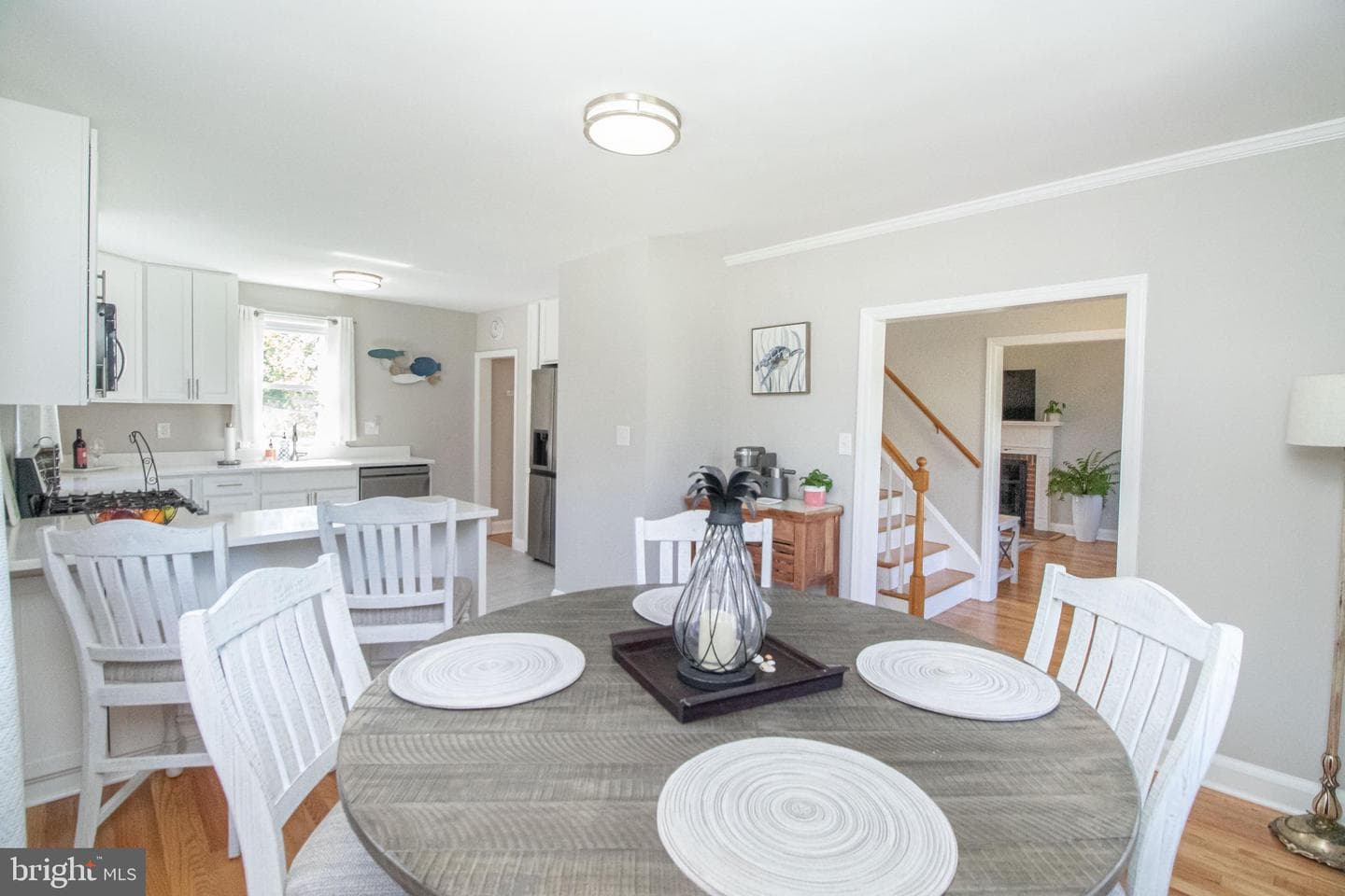 221 Edridge Way photo 5