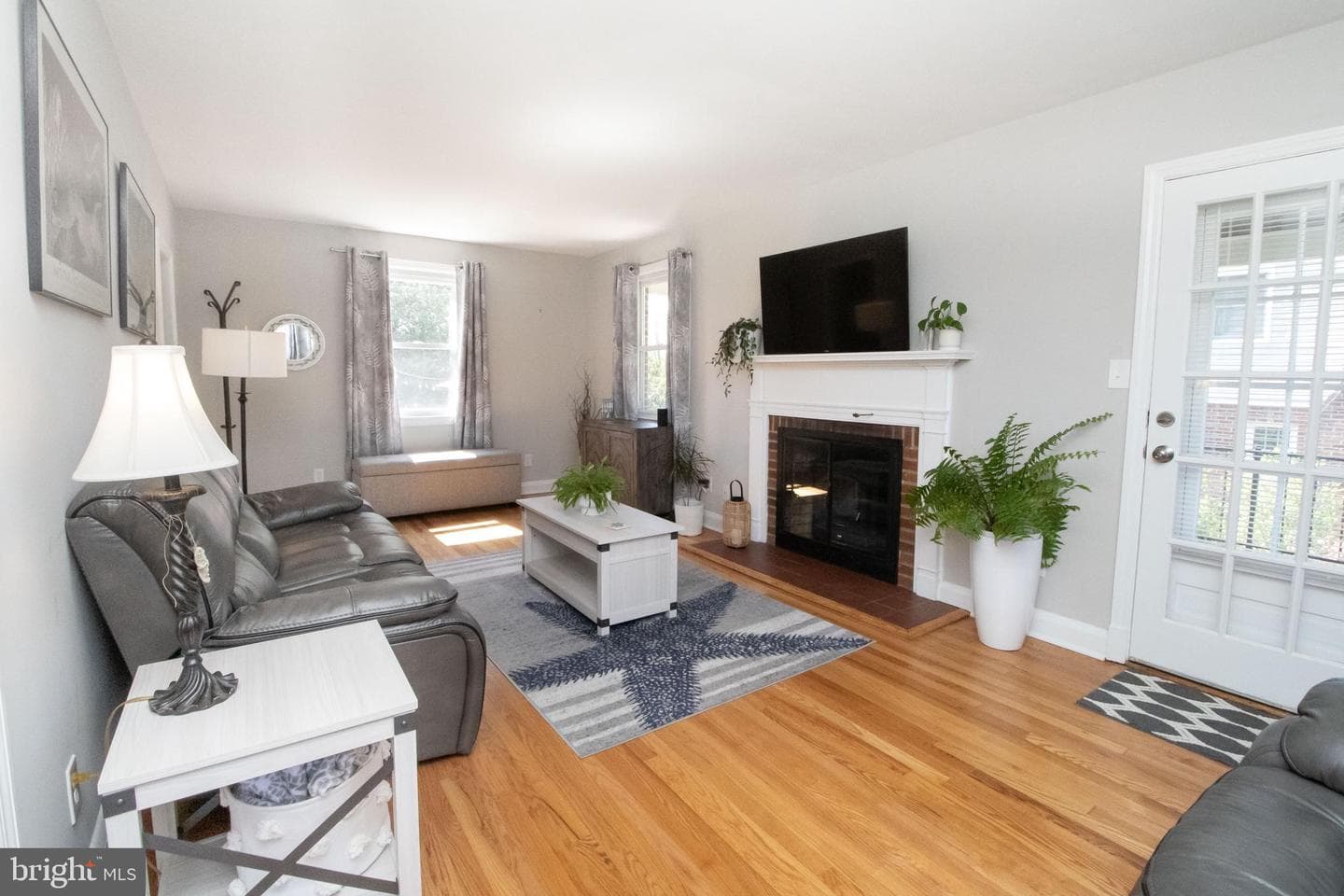 221 Edridge Way photo 8