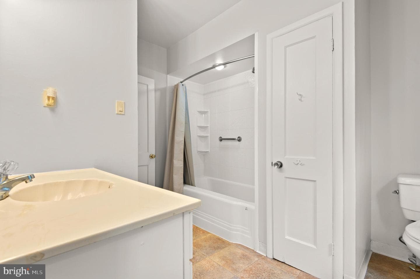 7511 Lhirondelle Club Road photo 25