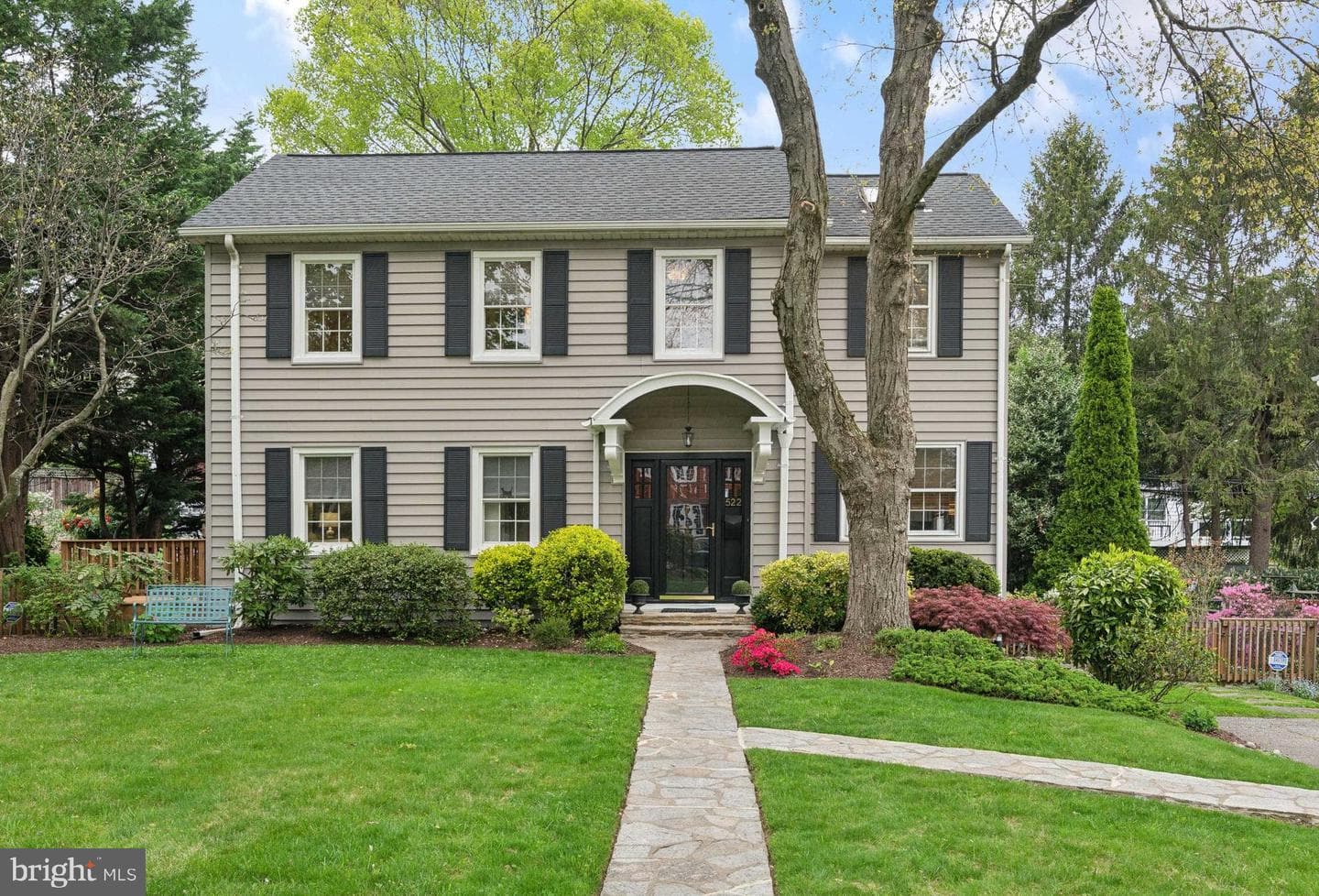 522 Sussex Road photo 2