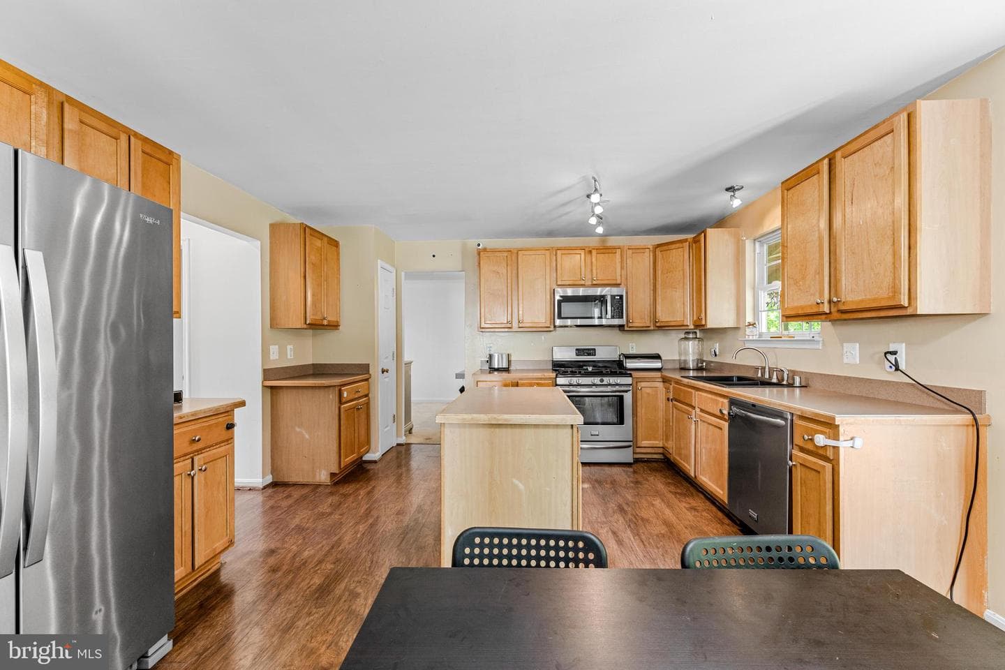 8218 Selwin Court photo 11