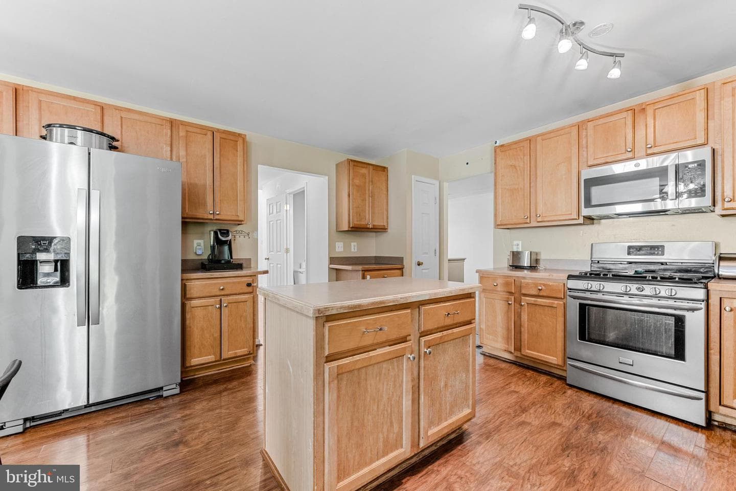 8218 Selwin Court photo 12