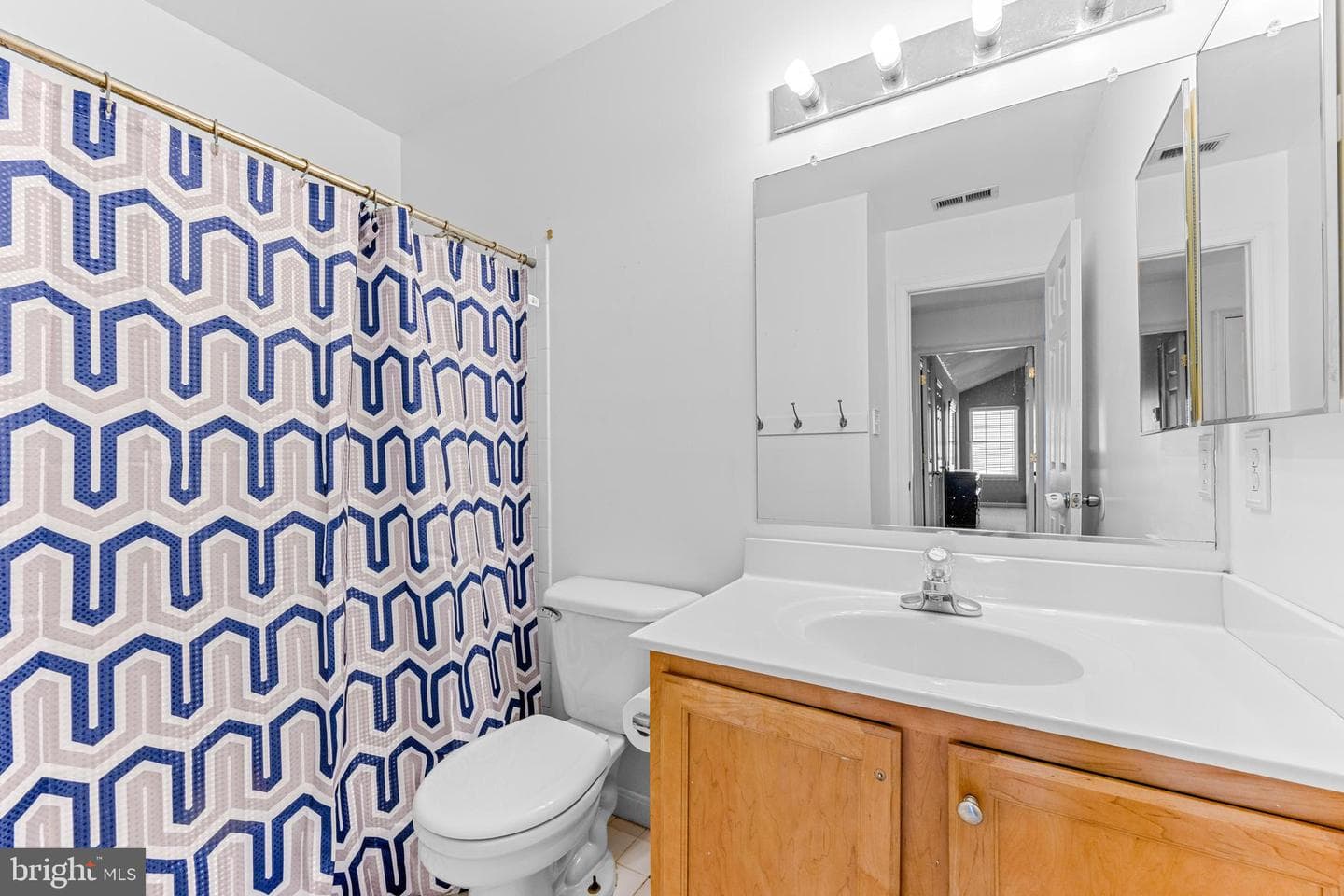 8218 Selwin Court photo 25