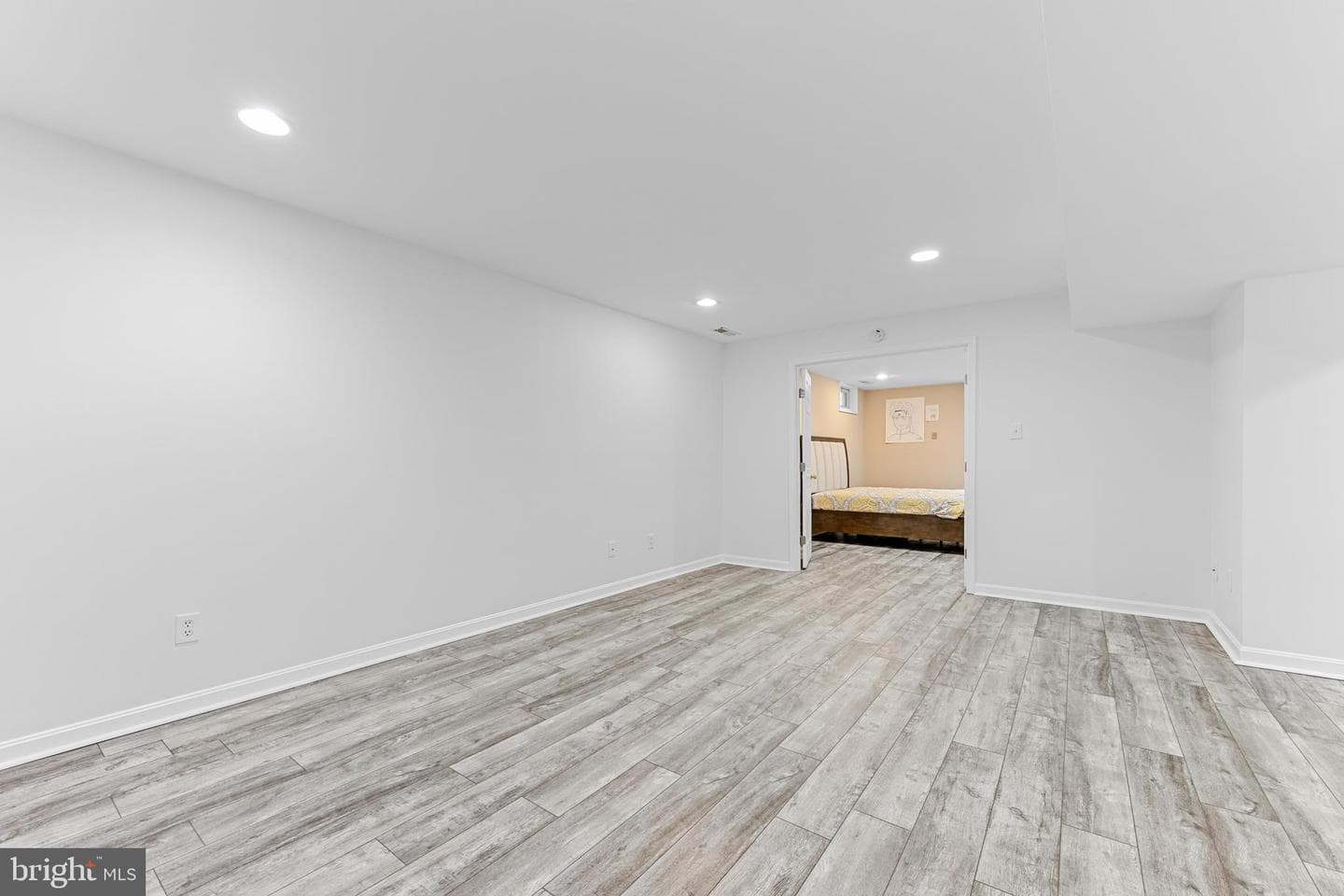 8218 Selwin Court photo 30