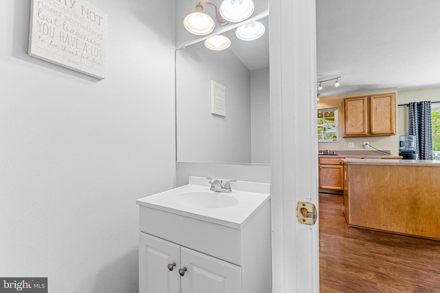8218 Selwin Court photo 37