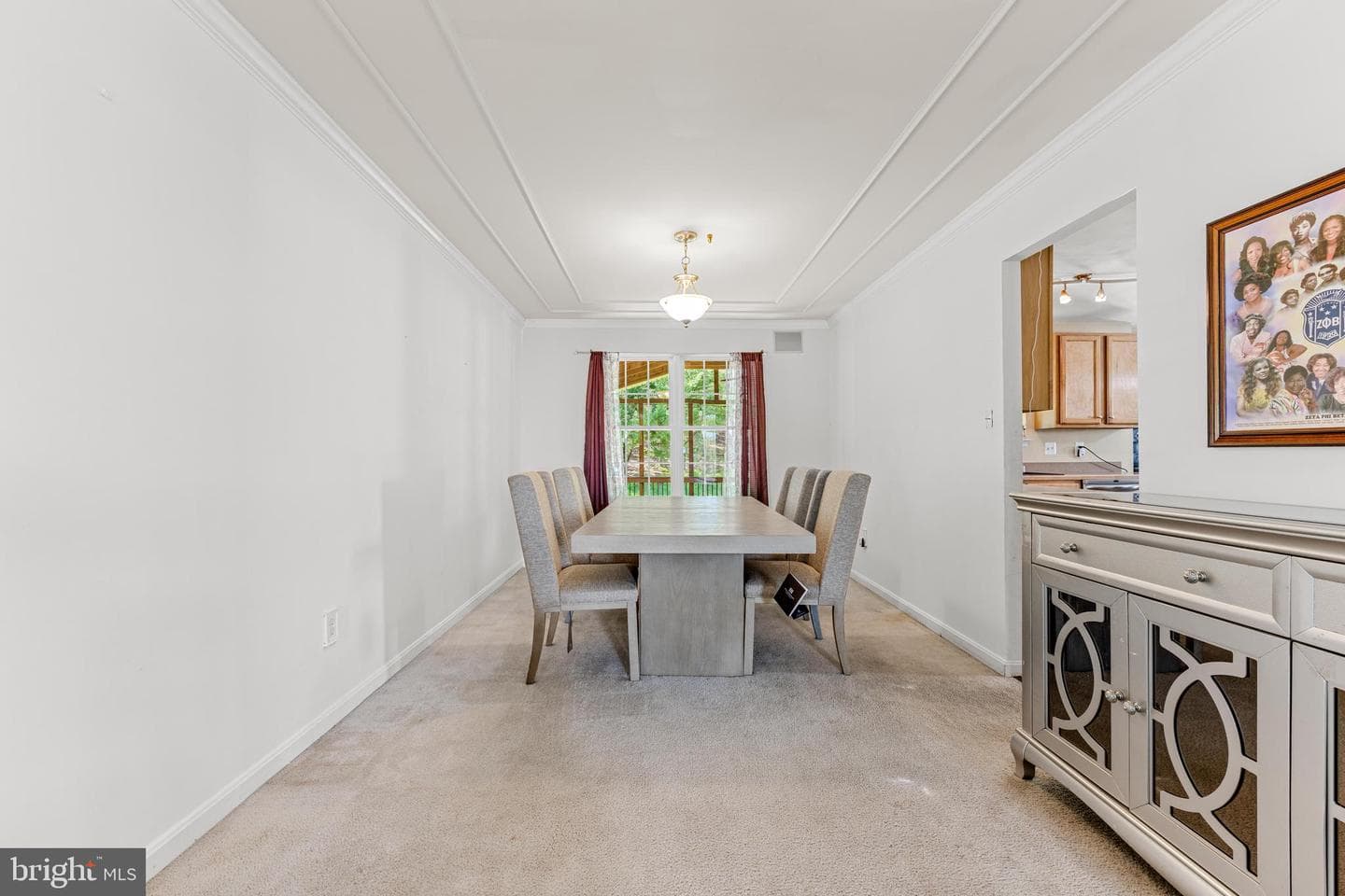 8218 Selwin Court photo 6
