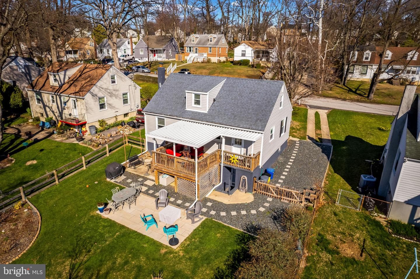 3231 Summit Avenue photo 4