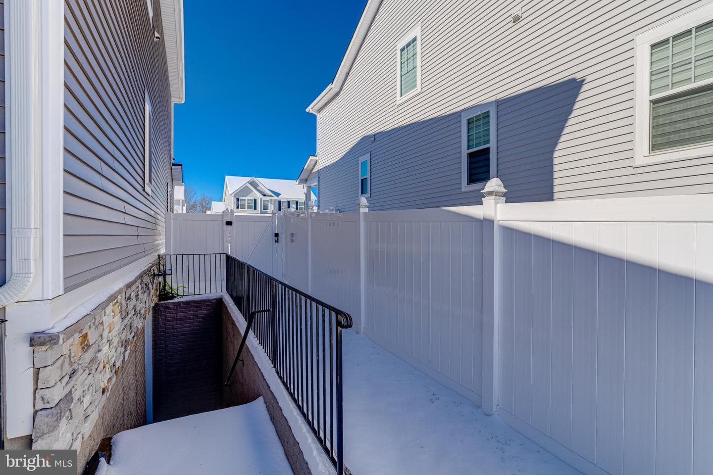 411 Winged Foot Drive photo 25
