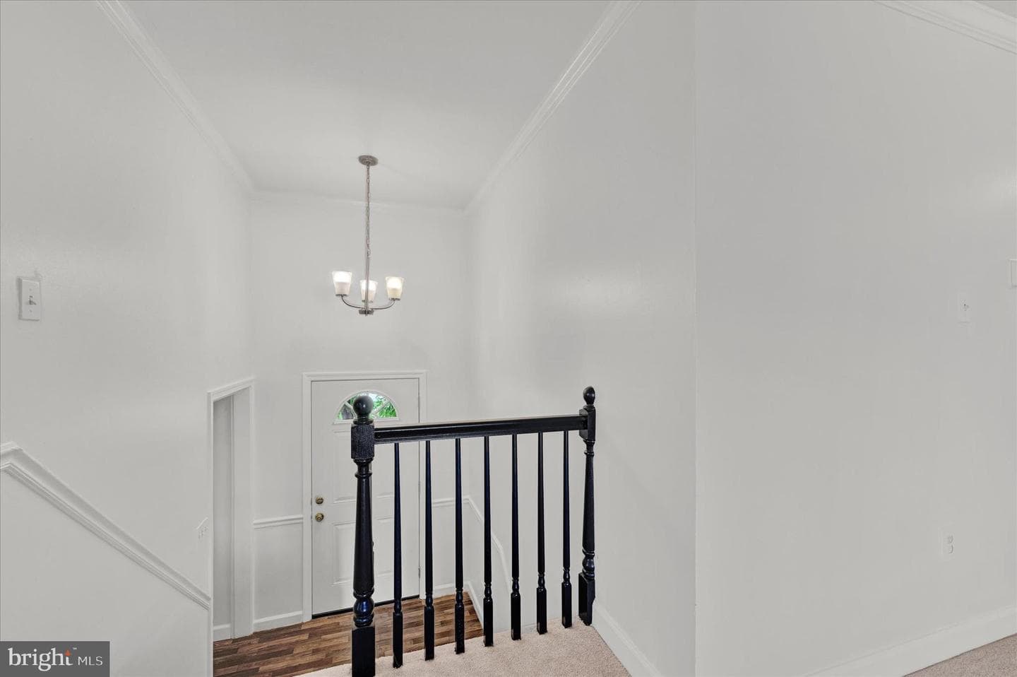 347 Walgrove Road photo 3