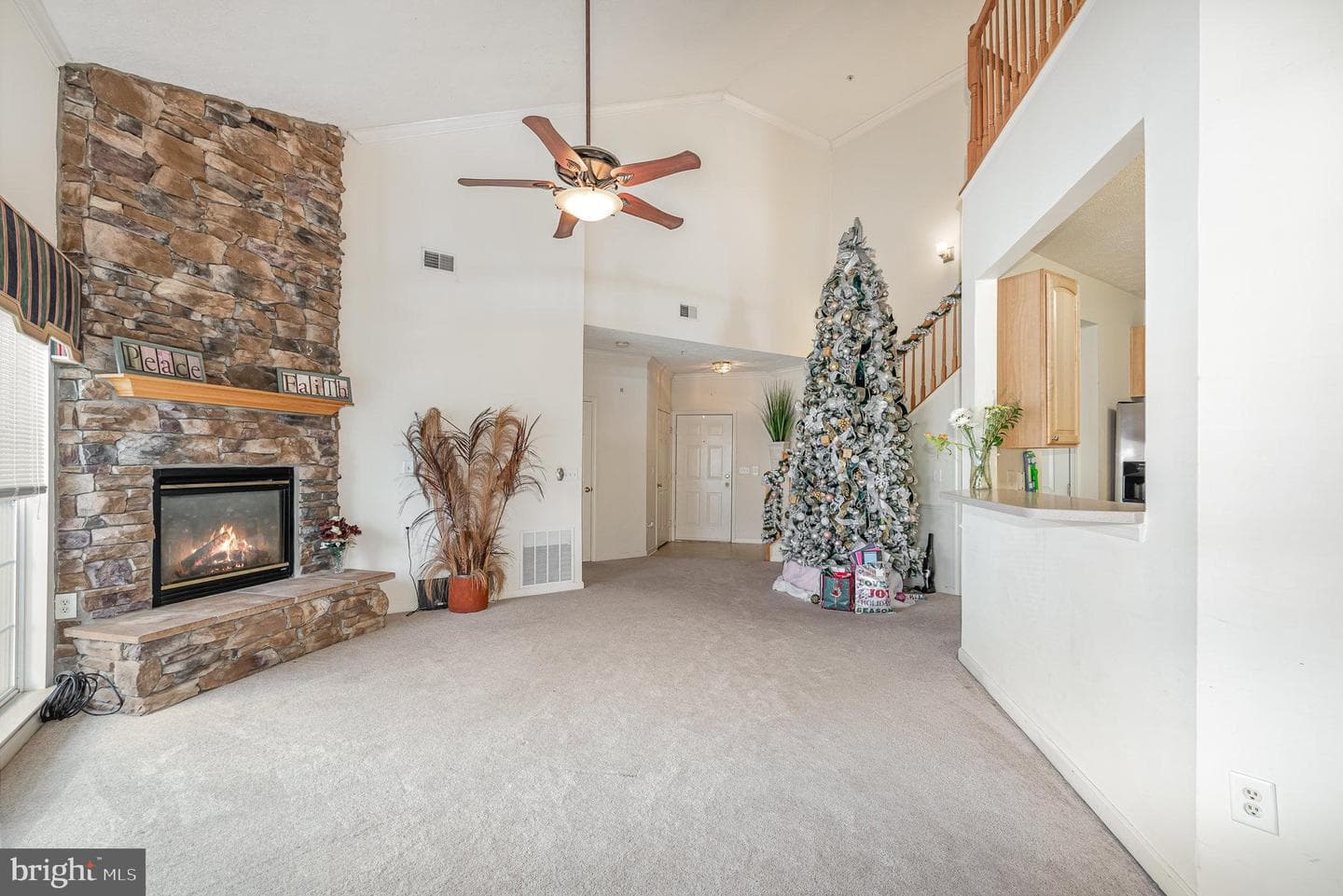5493 Glenthorne Court #5493 photo 2