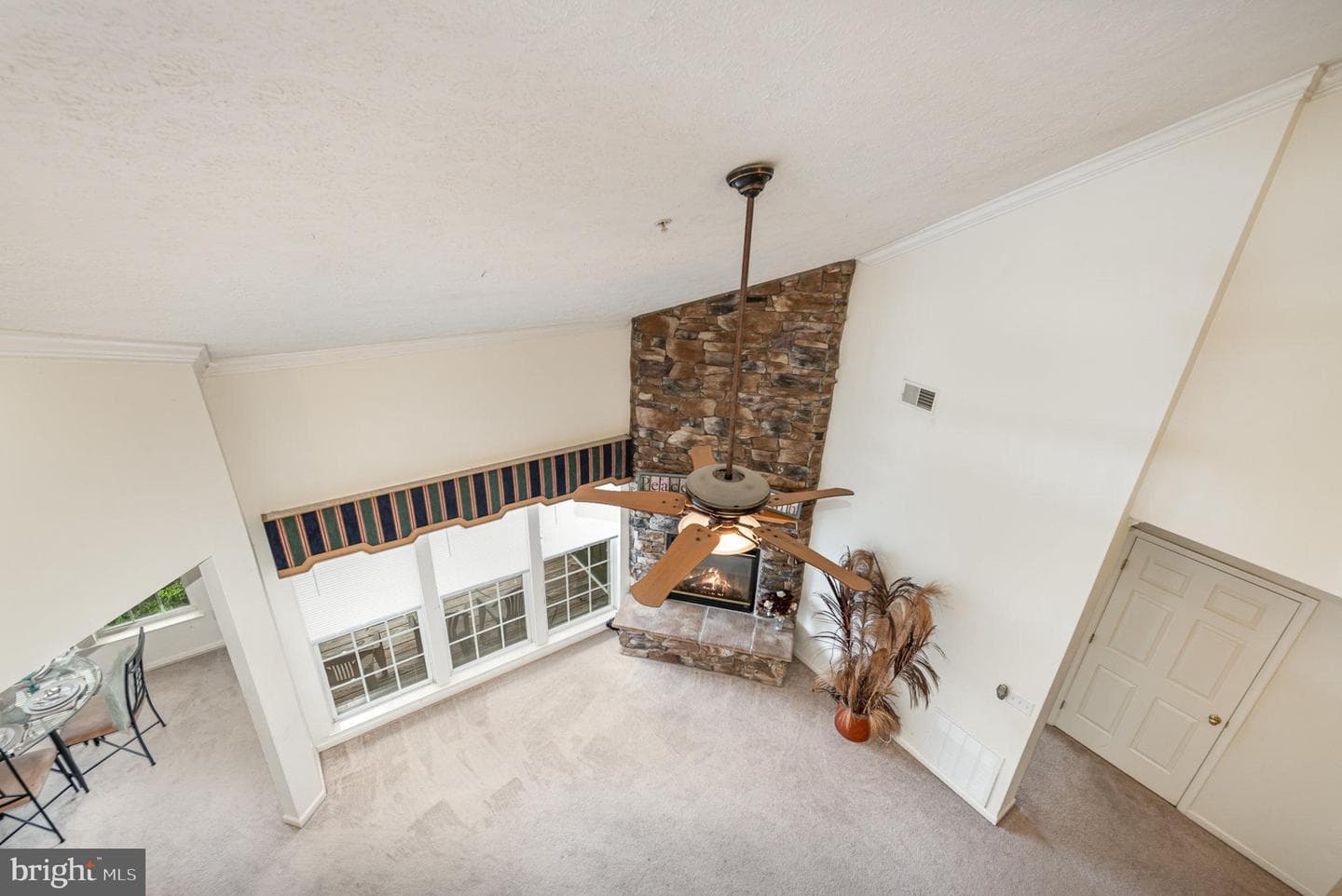 5493 Glenthorne Court #5493 photo 3