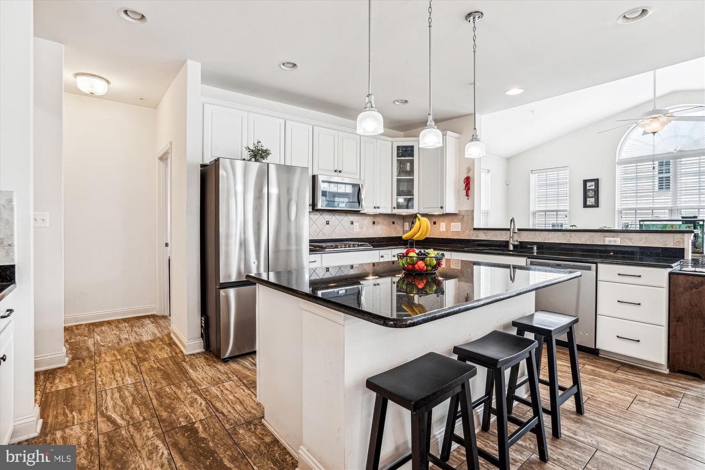 800 Longmaid Drive photo 10