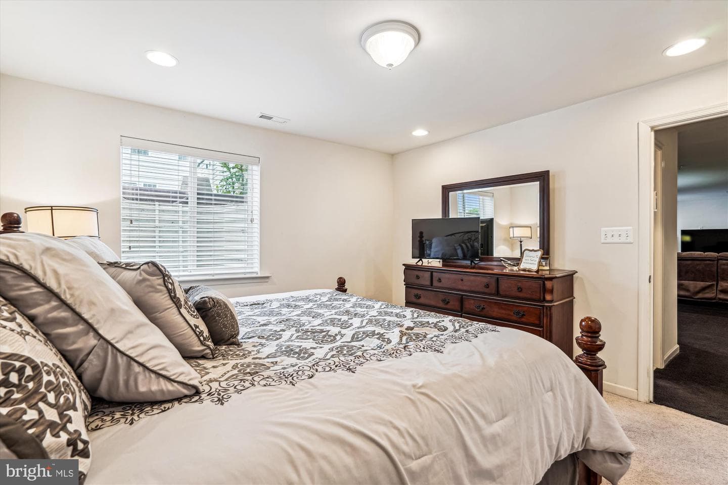 800 Longmaid Drive photo 50