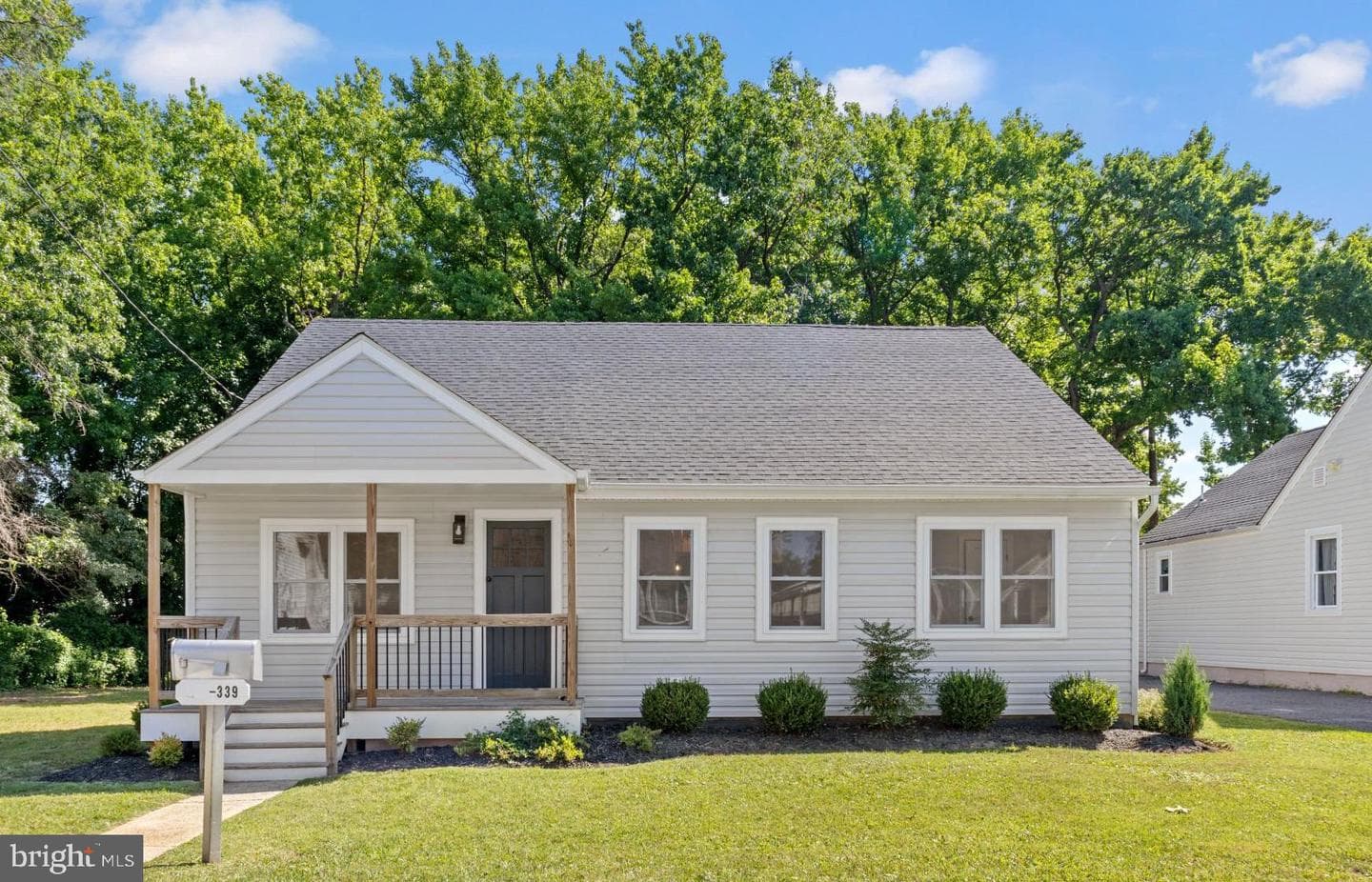 339 George Avenue photo 1