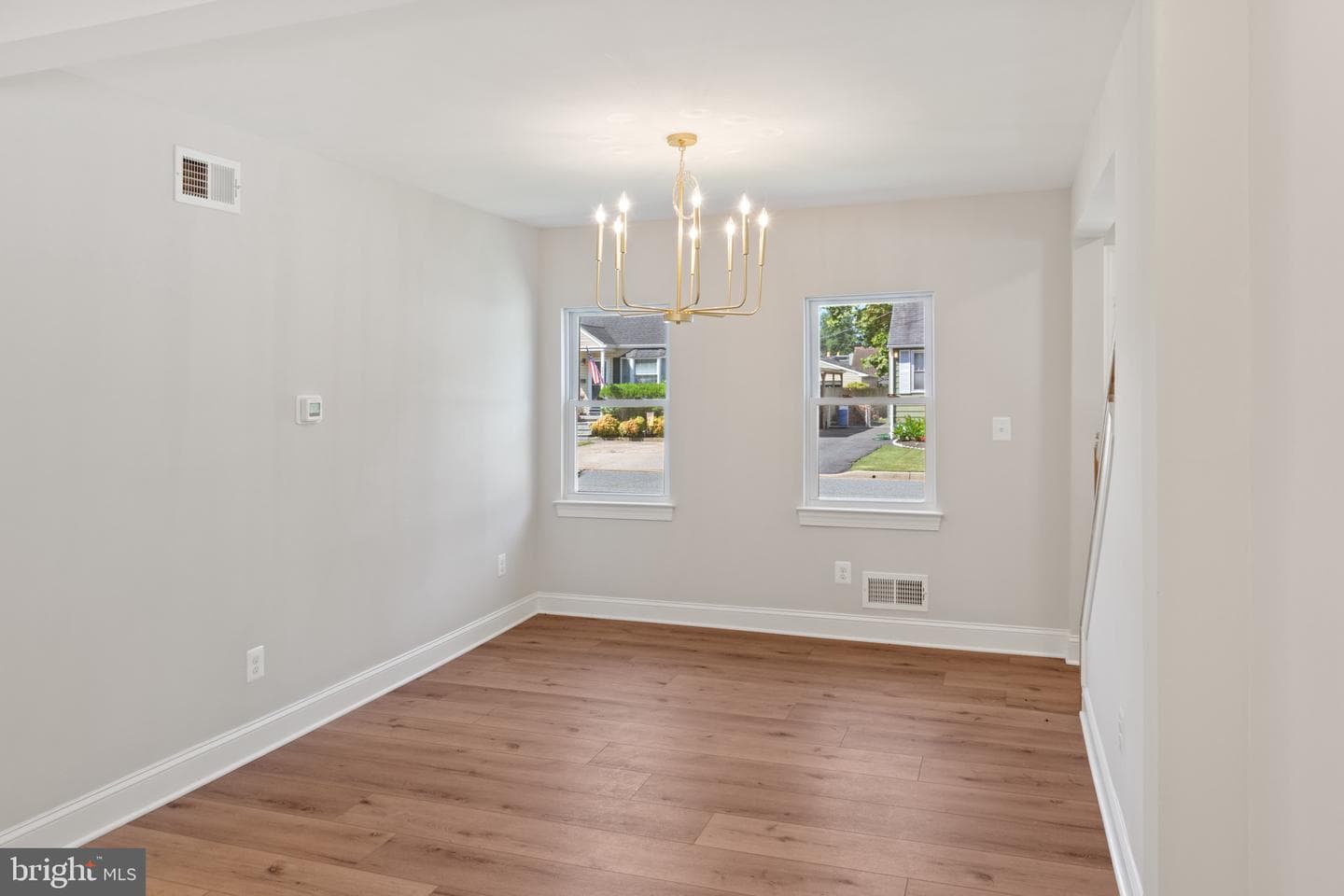 339 George Avenue photo 15