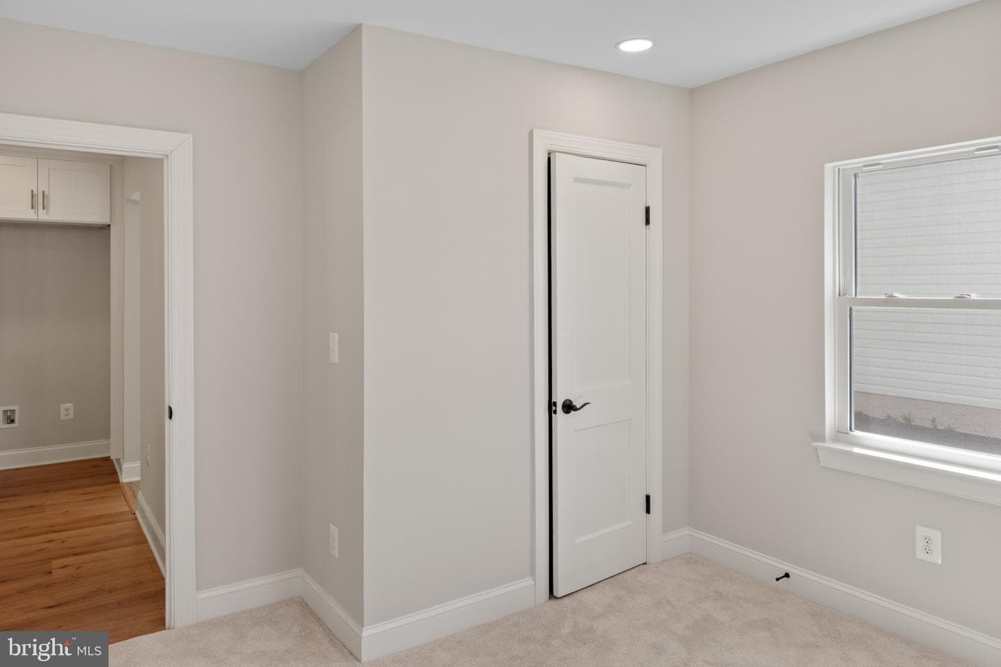 339 George Avenue photo 23