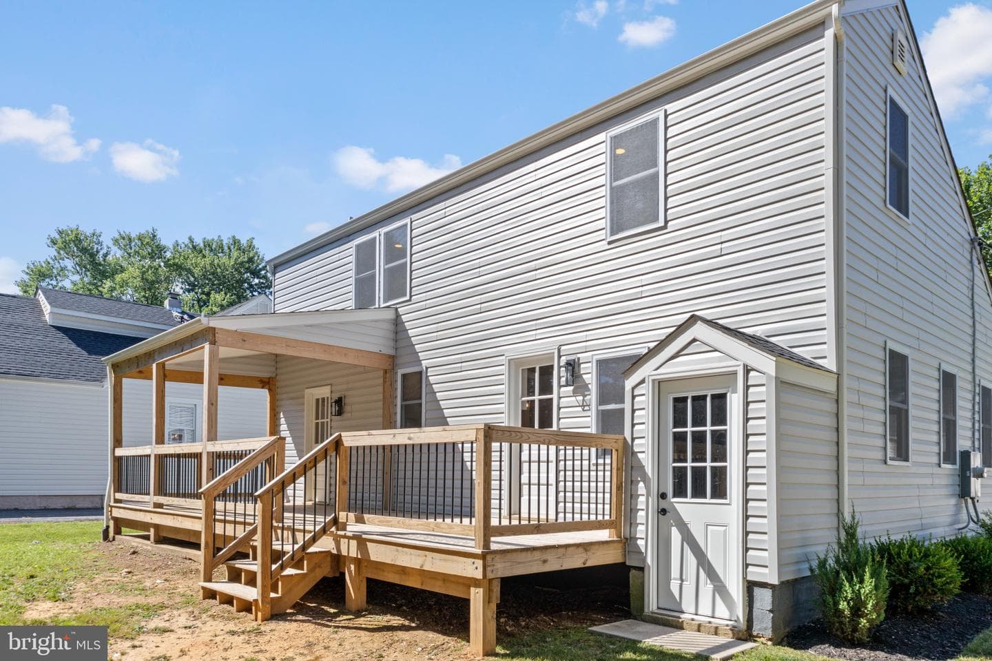339 George Avenue photo 34